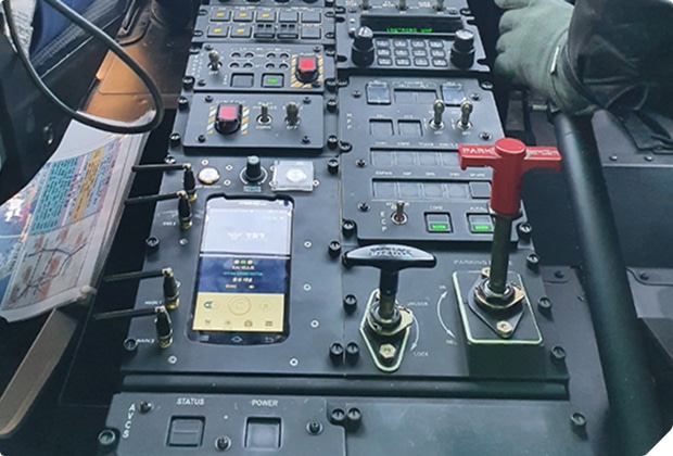 CM65 Helicopter Kit for Aerial/Marine Communication